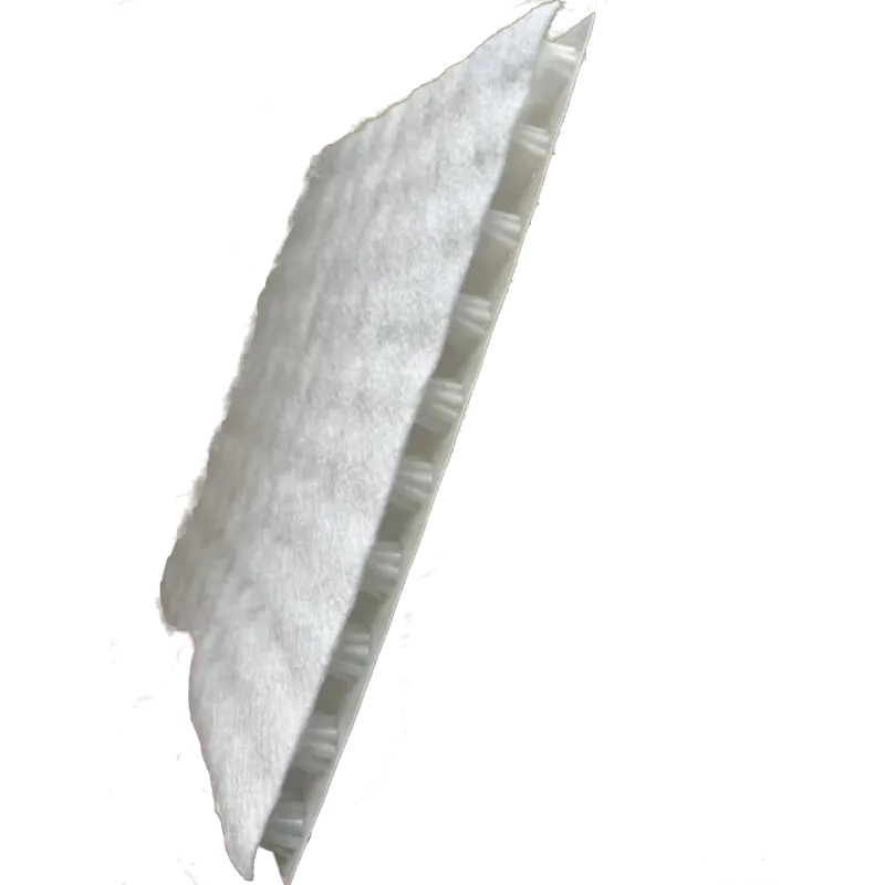 Panneau de drainage composite