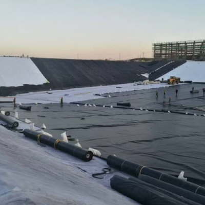 Projeto de prevenção de infiltrações no aterro sanitário de resíduos sólidos de Jinpai, em Xinjiang.