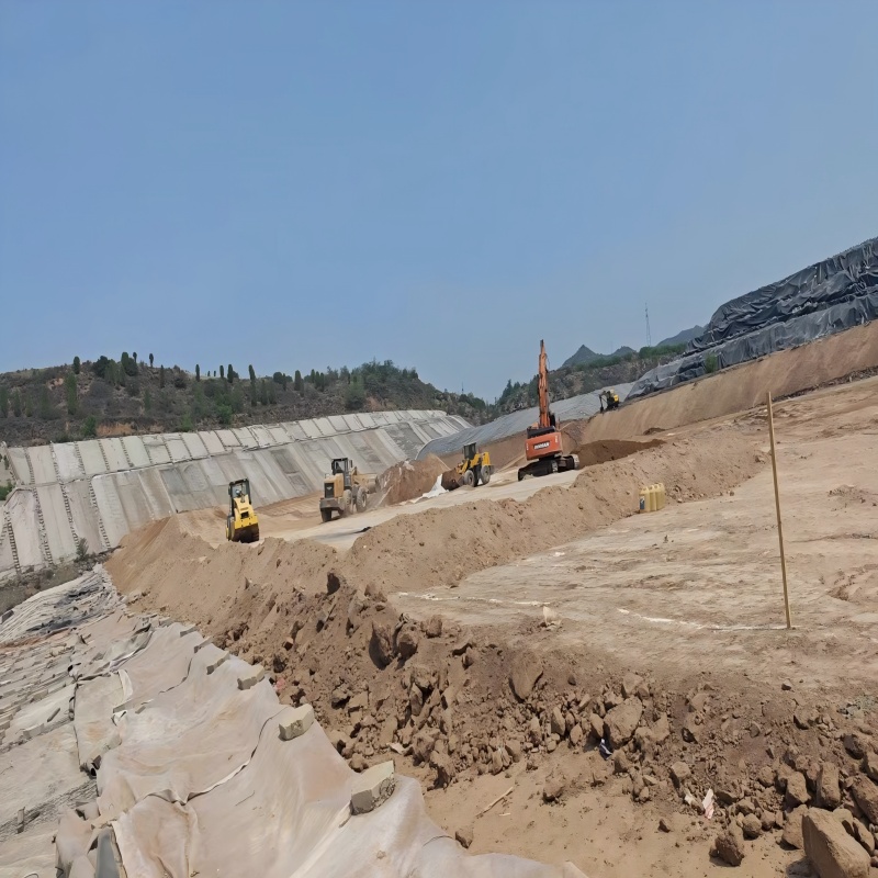Tela geotextil no tejida para caminos de entrada