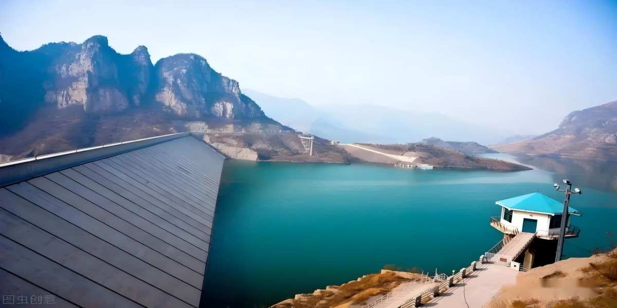 Geosynthetics: Pioneering Advancements Drive Growth in a Green