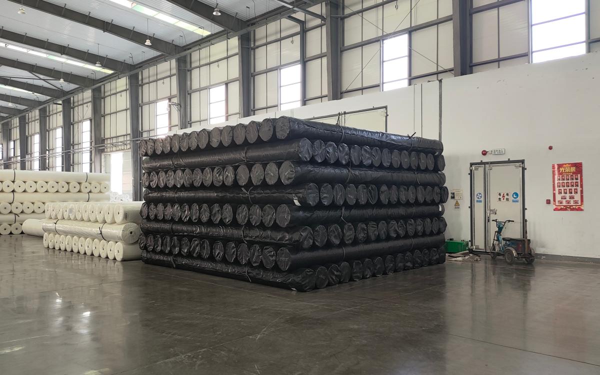 HDPE Geomembrane 1.5 MM Durable Lining Solution