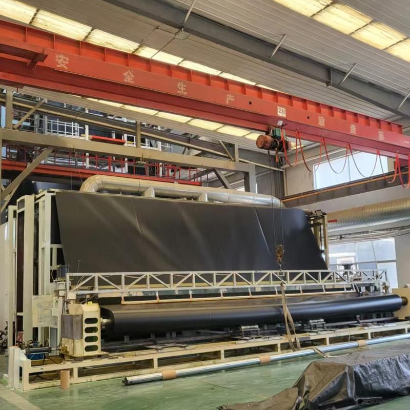 Lembaran Pelapis Kolam HDPE