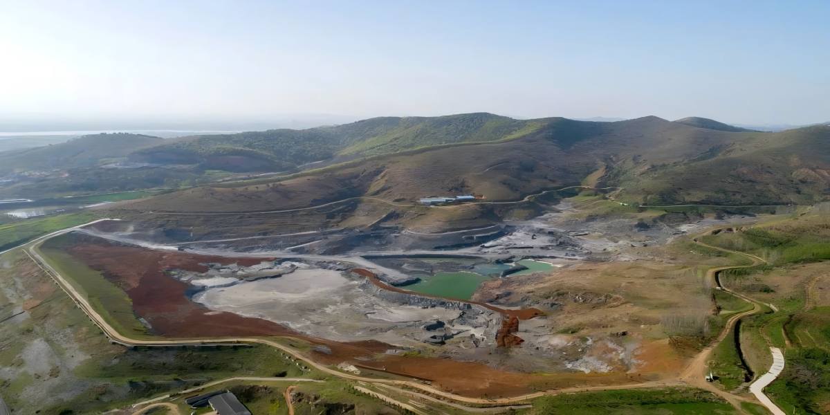 Geosynthetics Drive Next-Generation Infrastructure Solutions Geosynthetics Drive Next-Generation Infrastructure Solutions